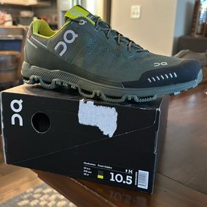 Men’s Brand New With Tags. On Cloud, Cloudventure. 10.5.